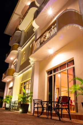 Hotel Lakefield